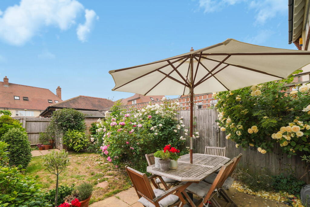 House in London - View 5