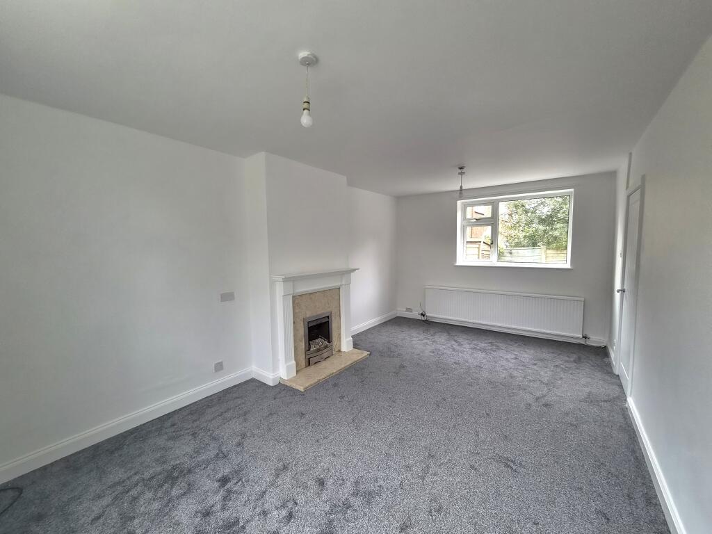 Bristol Close, Heald Green, Cheadle, Stockport photo 2