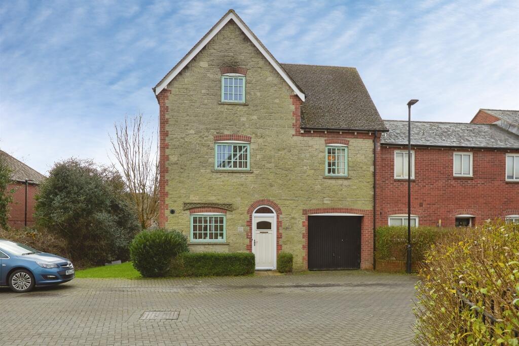 Main image of property: Greenacre Way, Shaftesbury