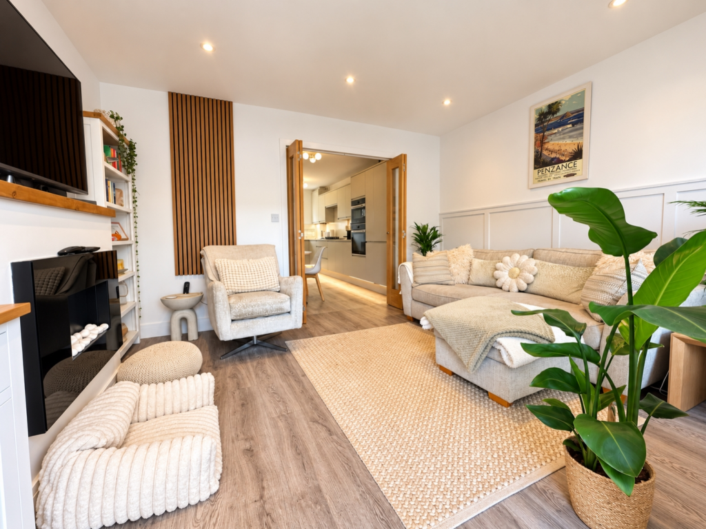 House in Bodmin, Cornwall - More