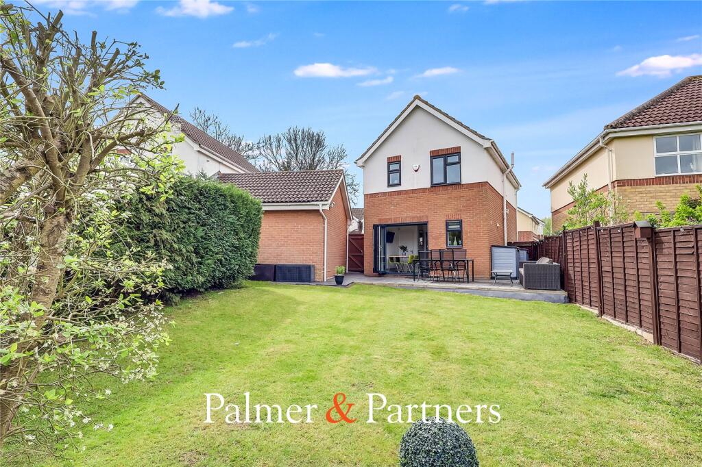 Main image of property: Fortinbras Way, Chelmsford, Essex, CM2