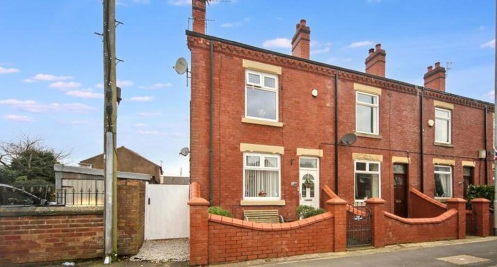 Warrington Road, Abram, WN2, Abram