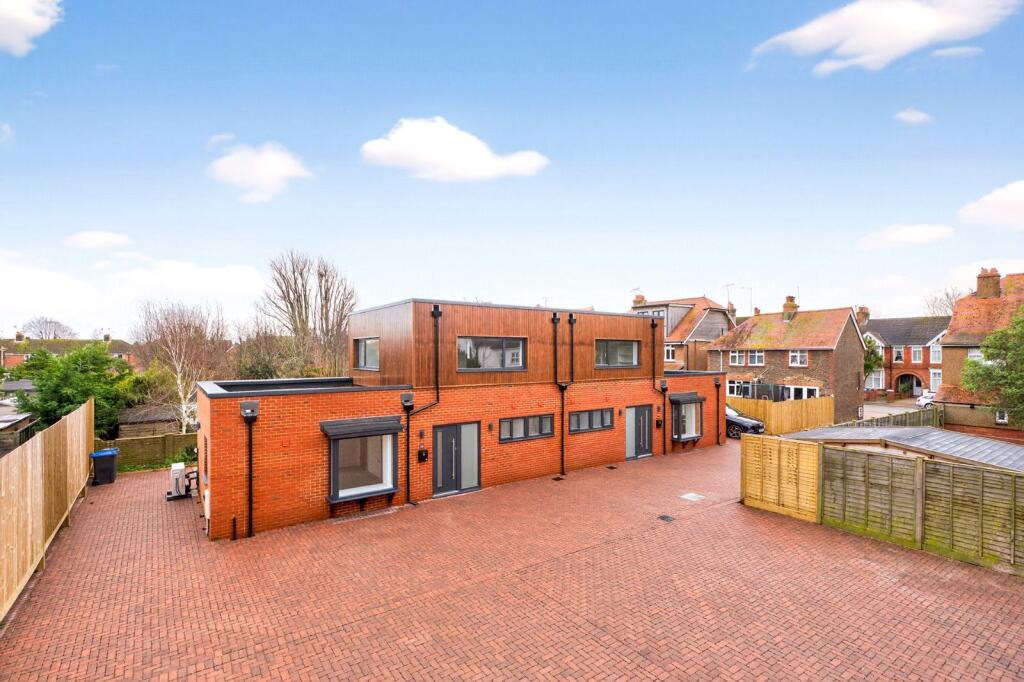 Main image of property: Pavilion Road, Worthing, BN14