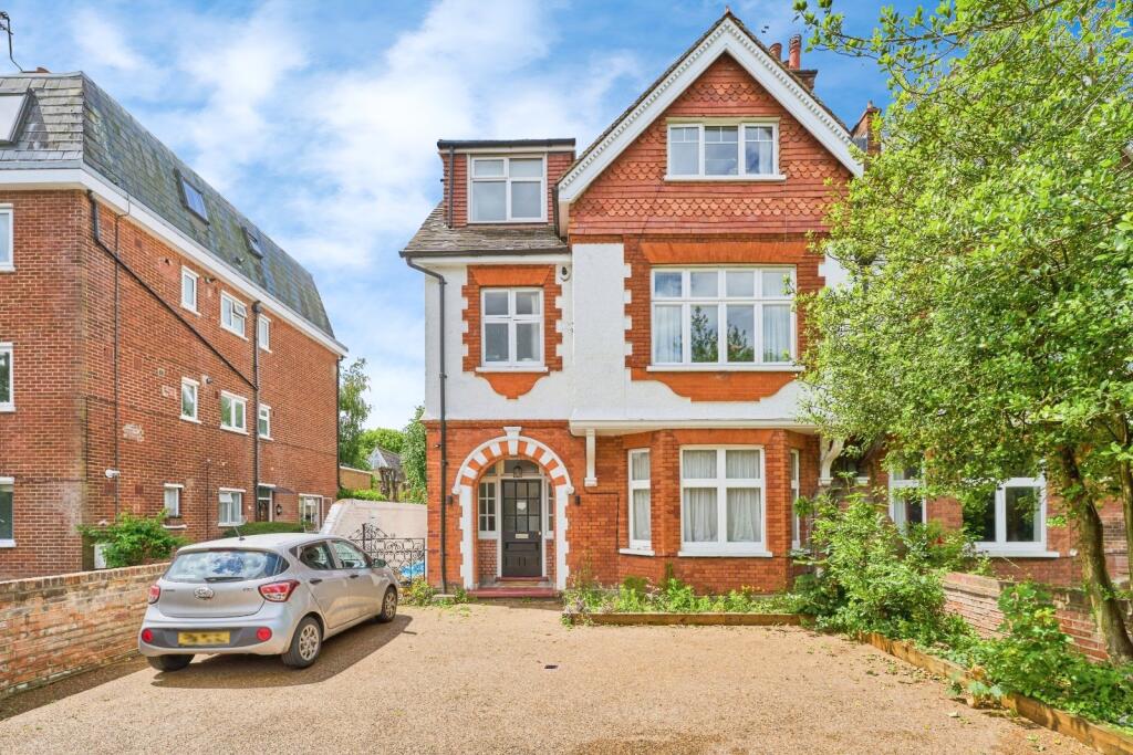 Main image of property: Richmond Road, Kingston Upon Thames, KT2