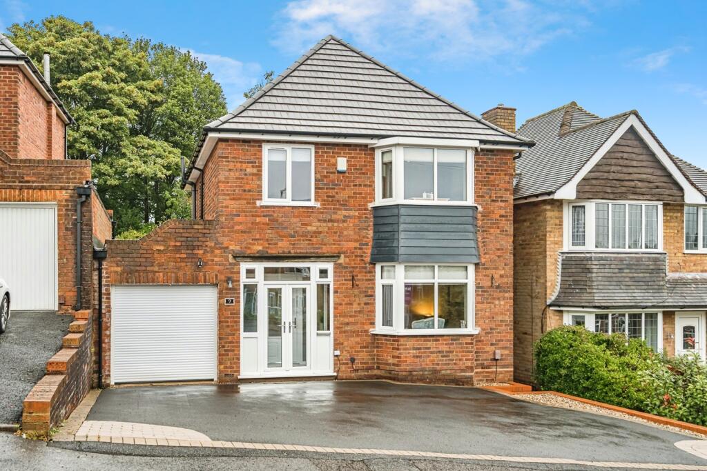 Main image of property: Elizabeth Grove, DUDLEY, West Midlands, DY2