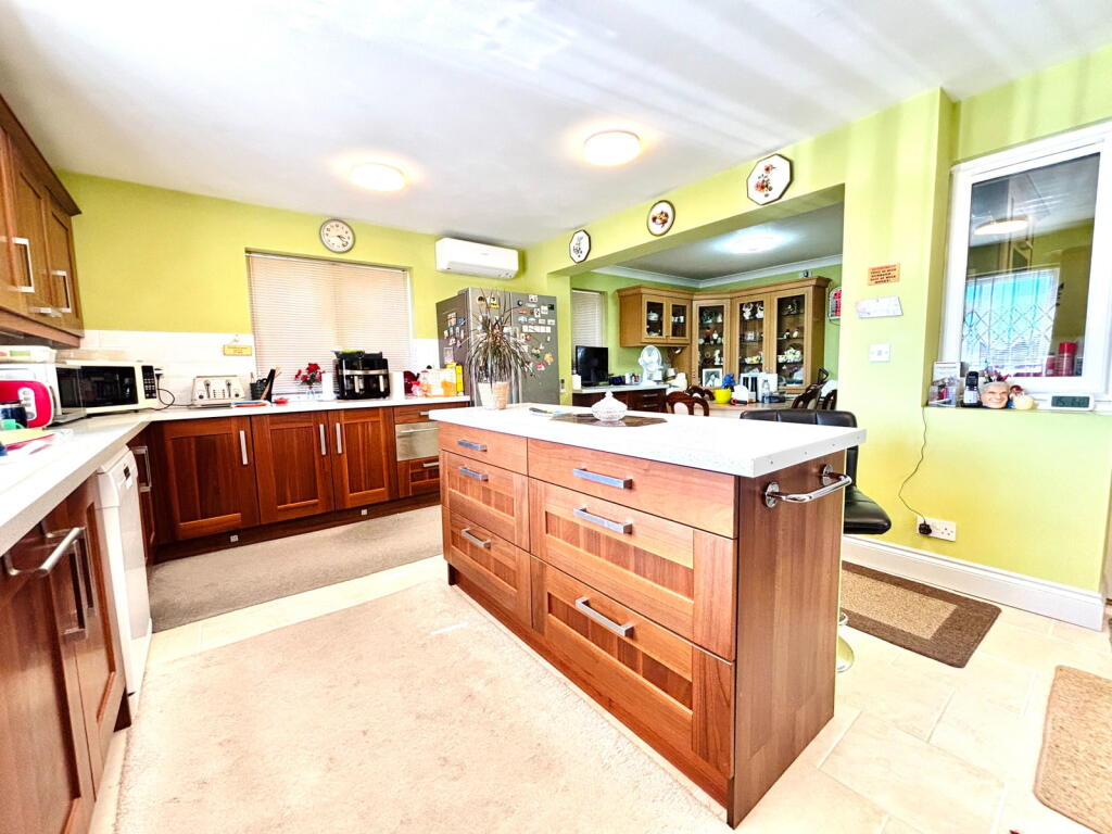 House in Tonbridge - View 4