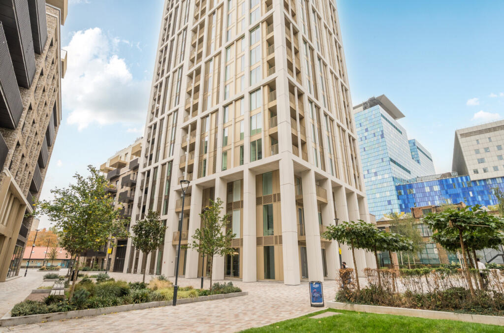 Main image of property: Cendal Crescent, Whitechapel, E1