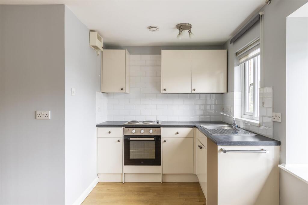 Apartment in Swale, Faversham - View 4