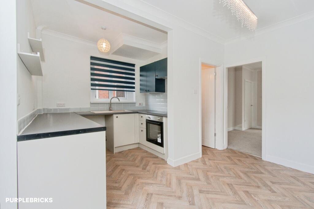 House in Wakefield, West Yorkshire - View 2