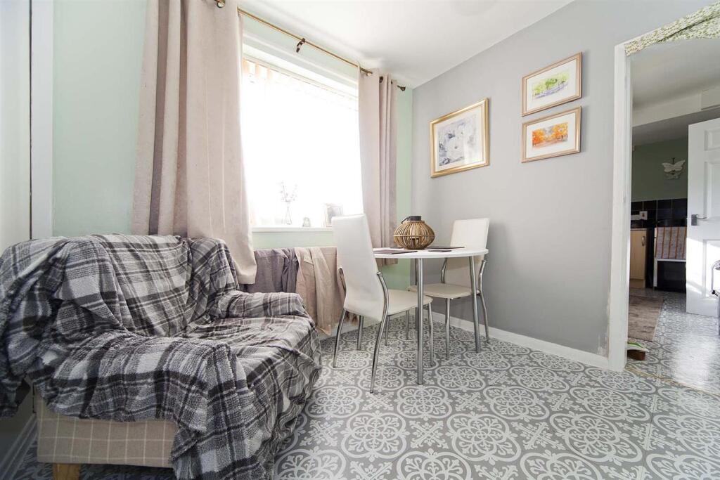 House in Stockton-on-Tees - More