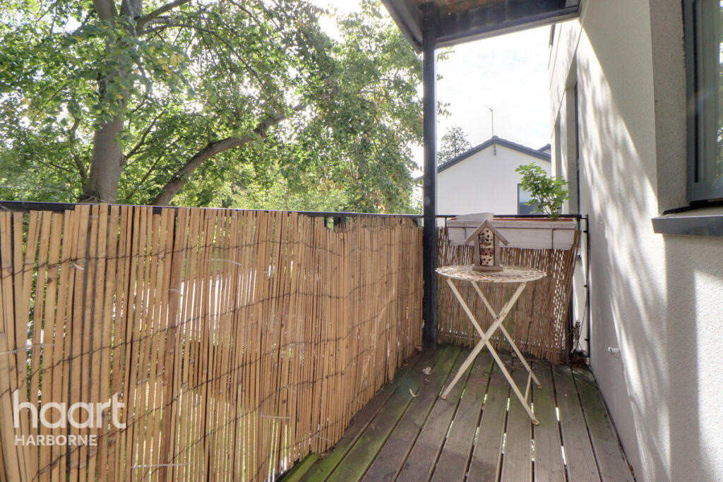 Apartment in Birmingham, Ladywood - View 2