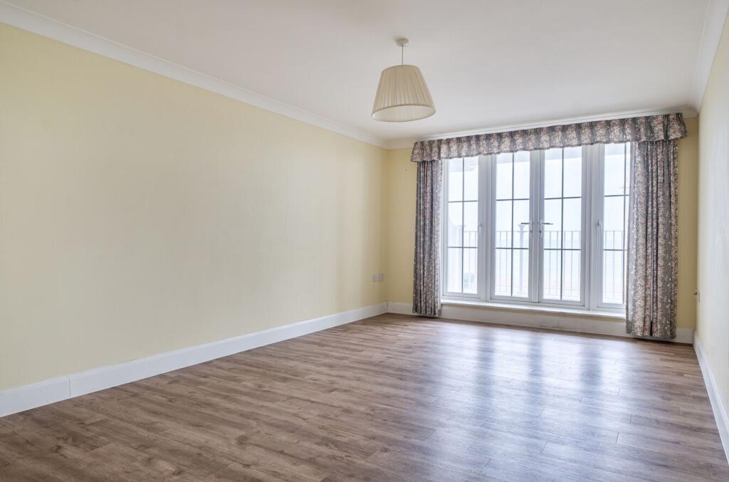 Apartment in Portsmouth - View 3