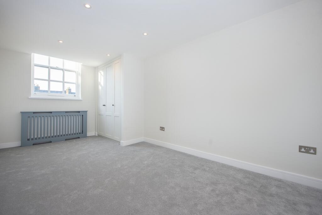 Apartment in Twickenham - View 5