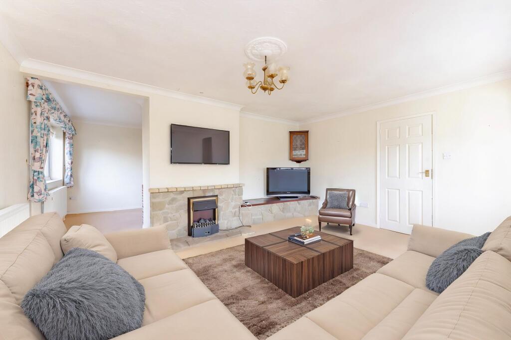 Thrigby Road, Filby photo 3