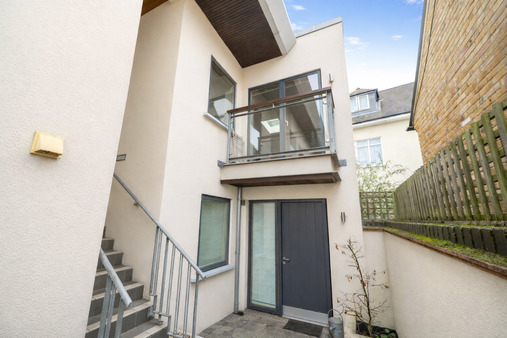 Main image of property: Elmgrove Mews, Weybridge, KT13