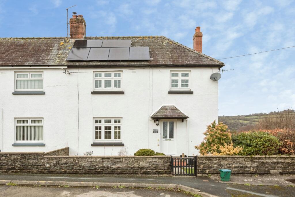 Main image of property: Heol Y Dderwen, Llandysul, Carmarthenshire, SA44