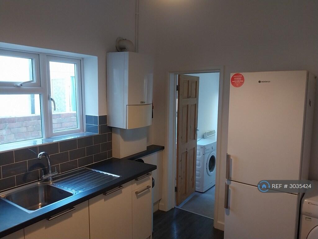 House in Portsmouth, Southsea - View 4