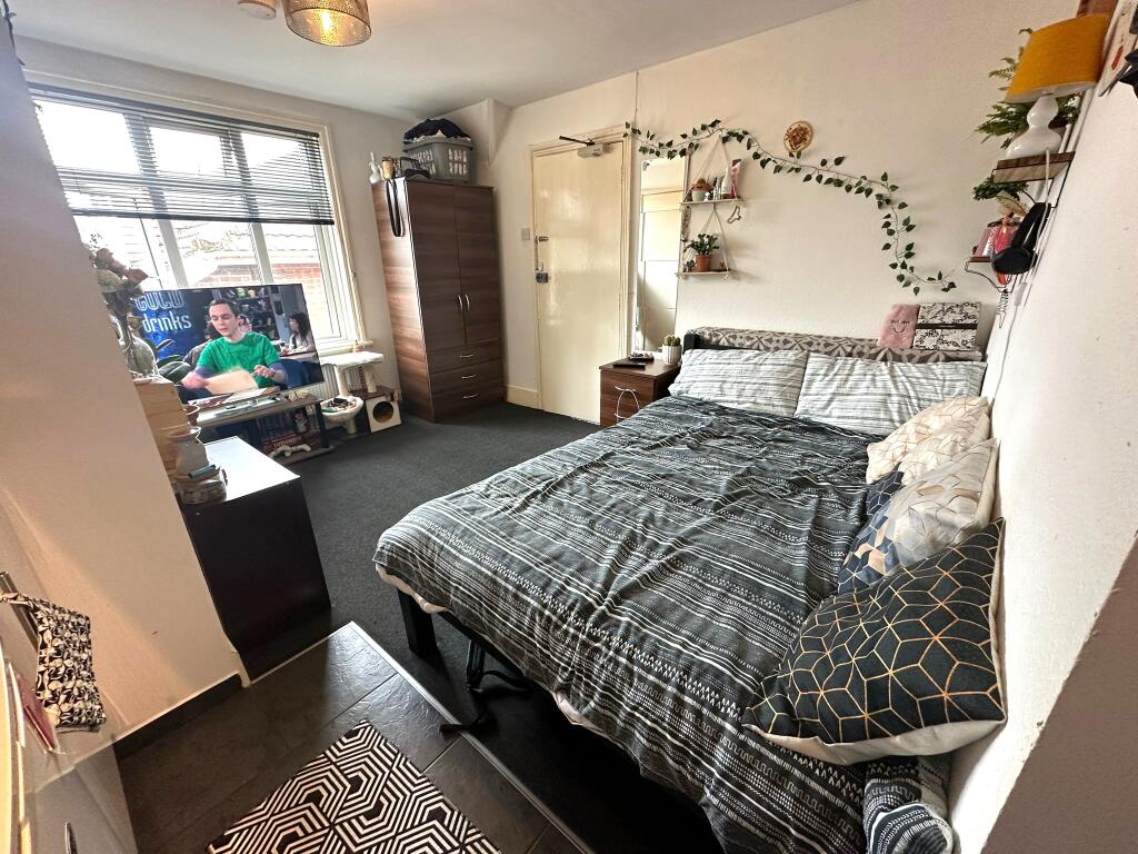 Main image of property: Gordon Avenue, Southampton, SO14