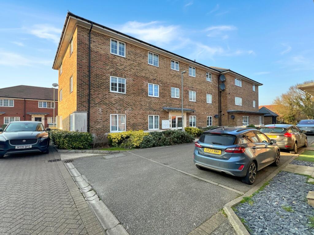 Main image of property: Porters Field, Braintree, CM7