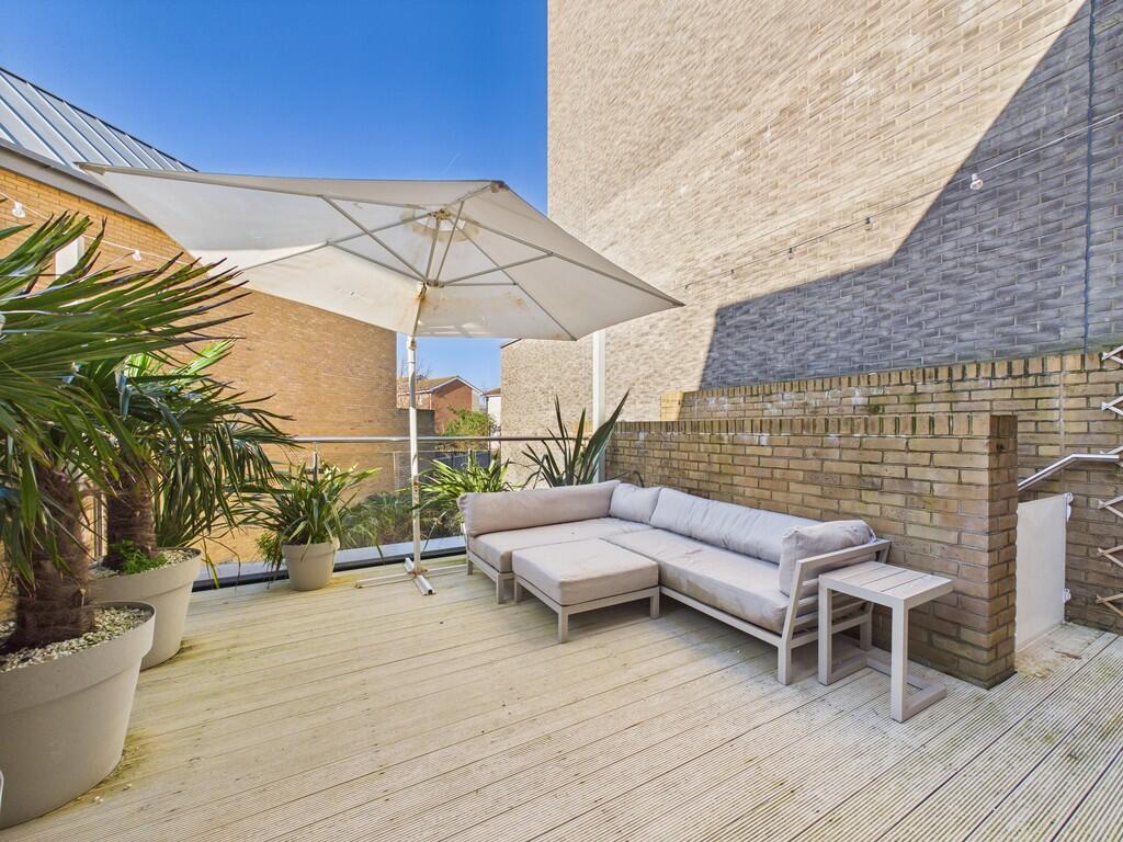 Main image of property: Salt Marsh Road, Shoreham-by-Sea, BN43 5QL