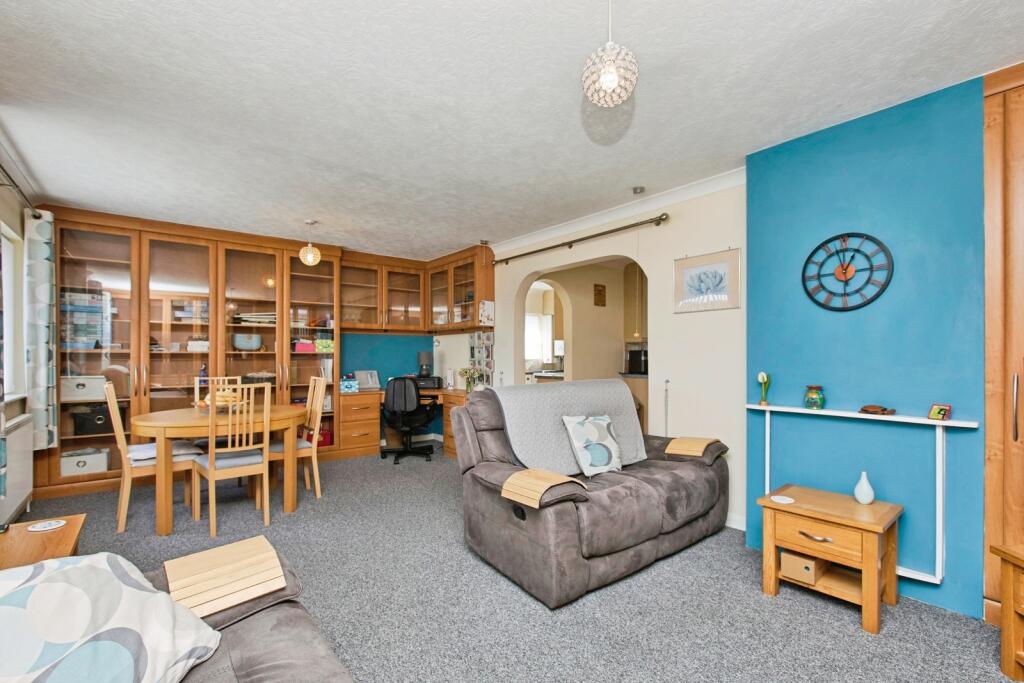 Apartment in Derby - View 5