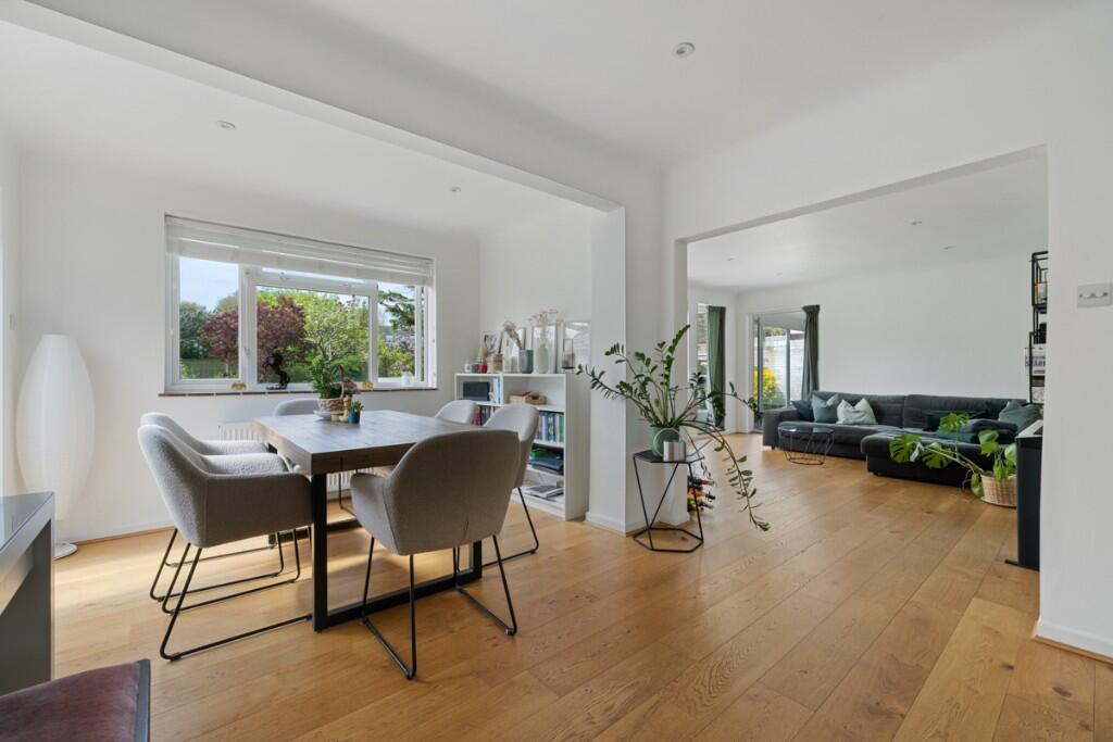 Kingsway, Craigweil Private Estate, Bognor Regis, West Sussex, PO21 - View 3