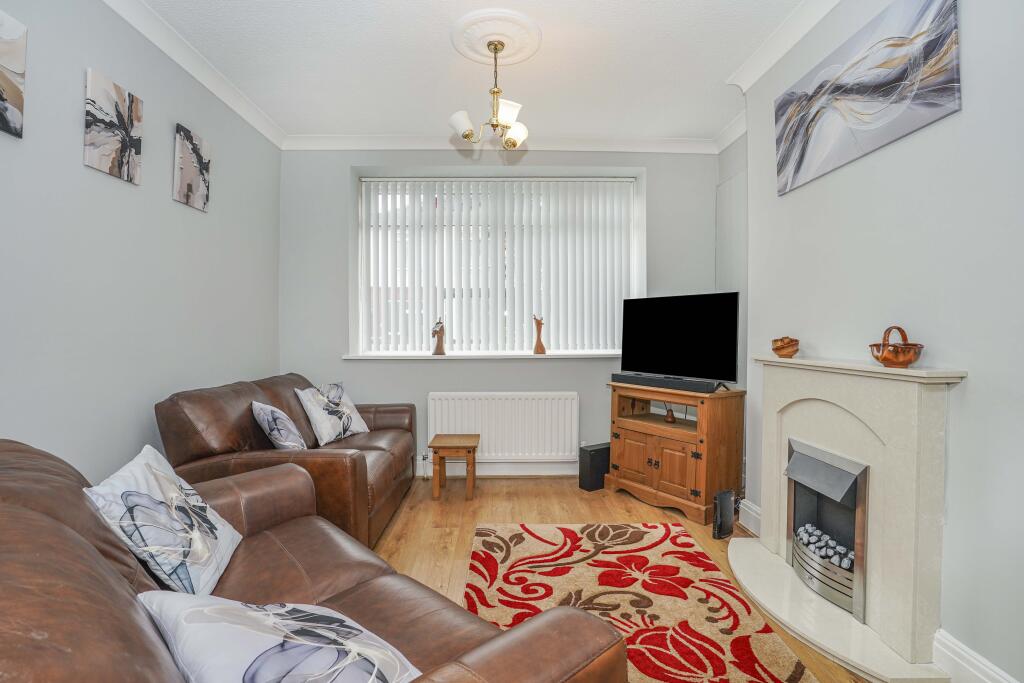 House in Wakefield - View 4