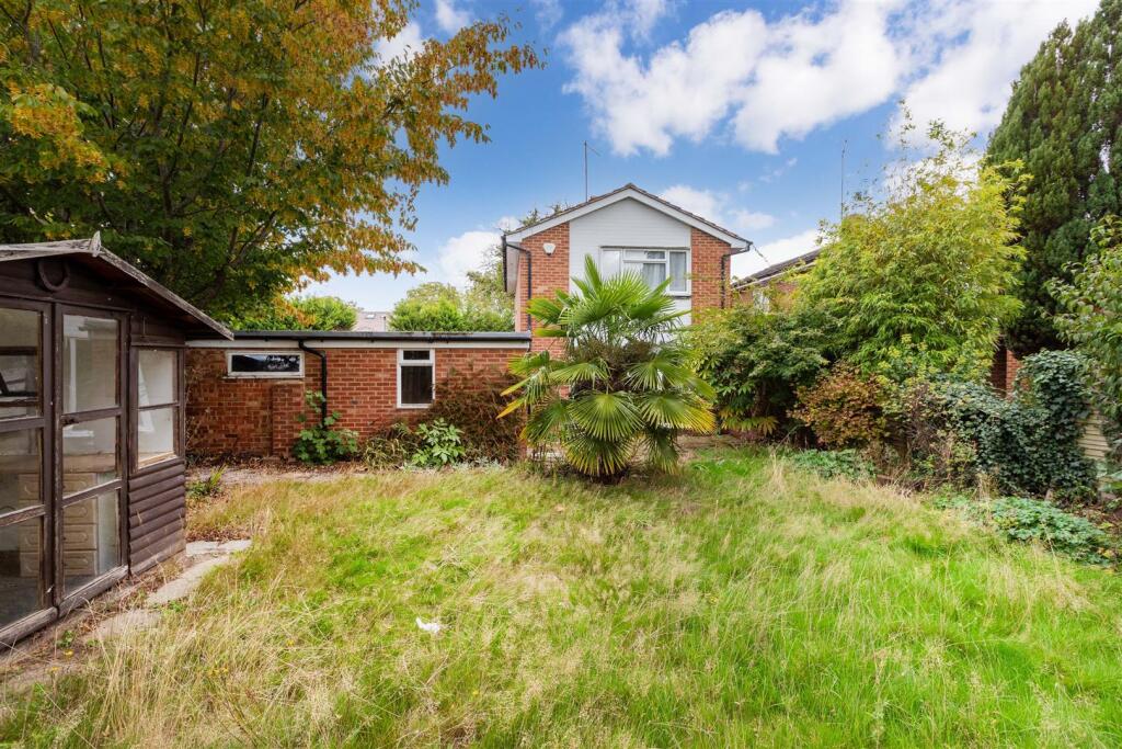 Aldebury Road, Maidenhead - View 3
