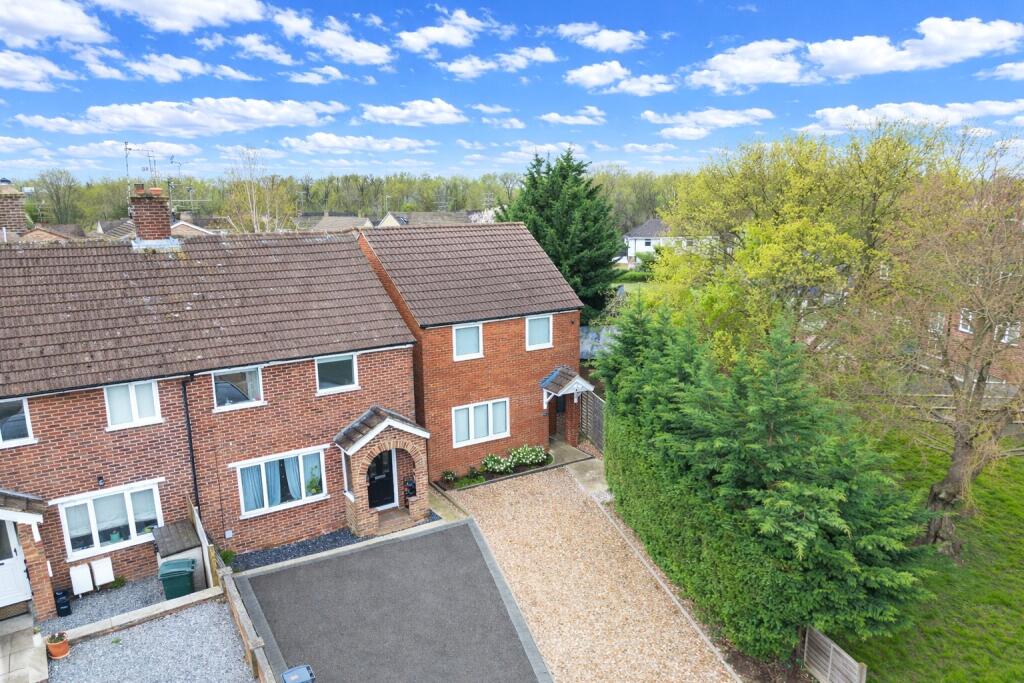 Main image of property: Ashampstead Road, Reading, Berkshire, RG30