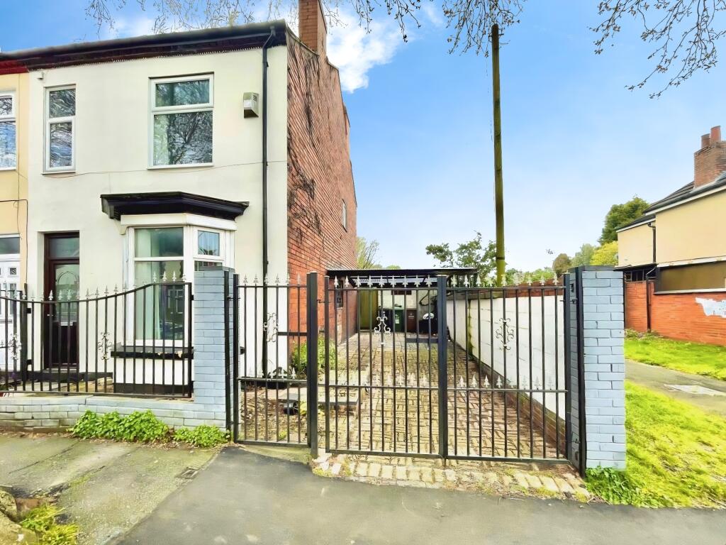 Main image of property: Bloxwich Road, Bloxwich, Walsall, WS3