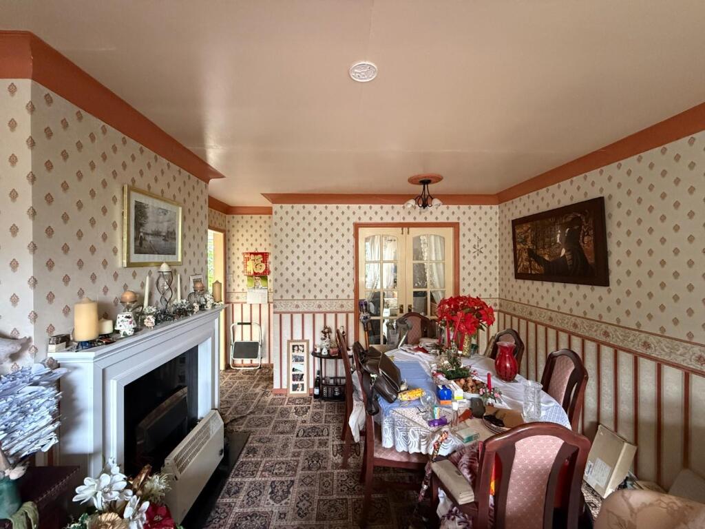 House in Wakefield - View 3