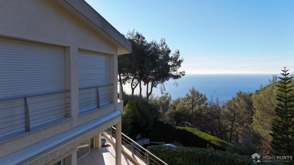 Main image of property: Provence-Alps-Cote d`Azur, Alpes-Maritimes, Roquebrune-Cap-Martin
