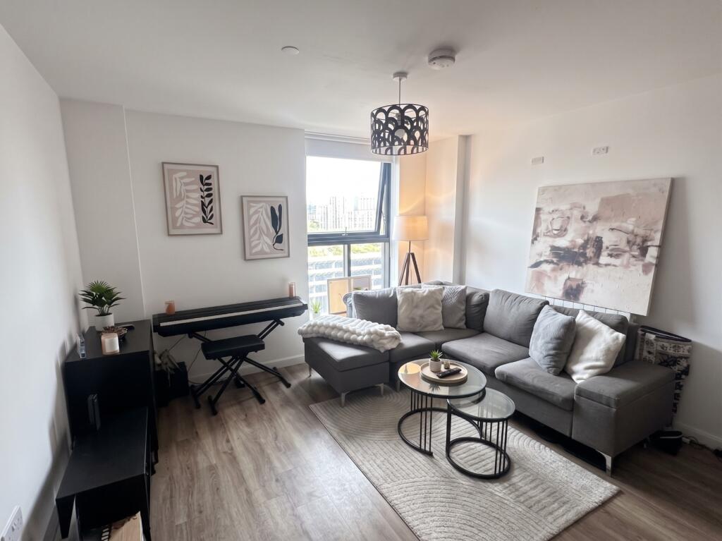 Apartment in Preston - View 5