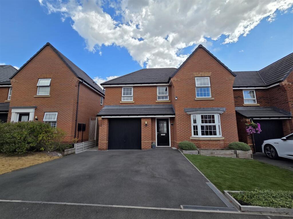 Main image of property: Bevin Place, Edwinstowe, Mansfield