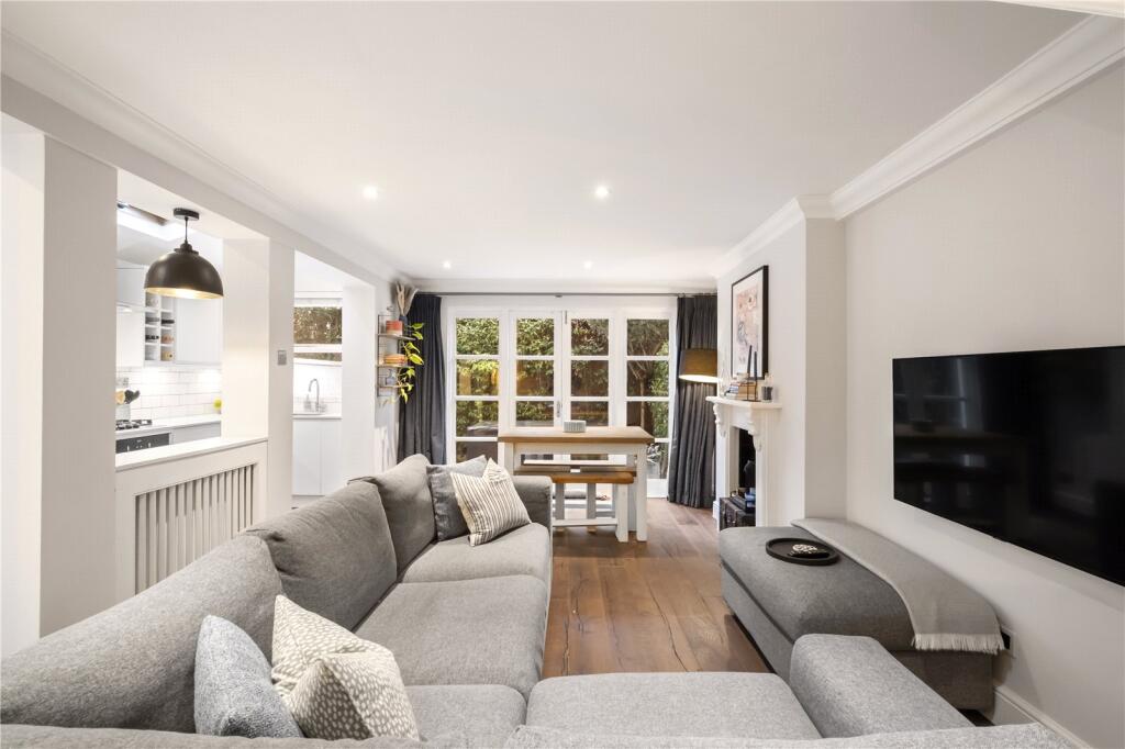 Main image of property: Earlsfield Road, Earlsfield, SW18