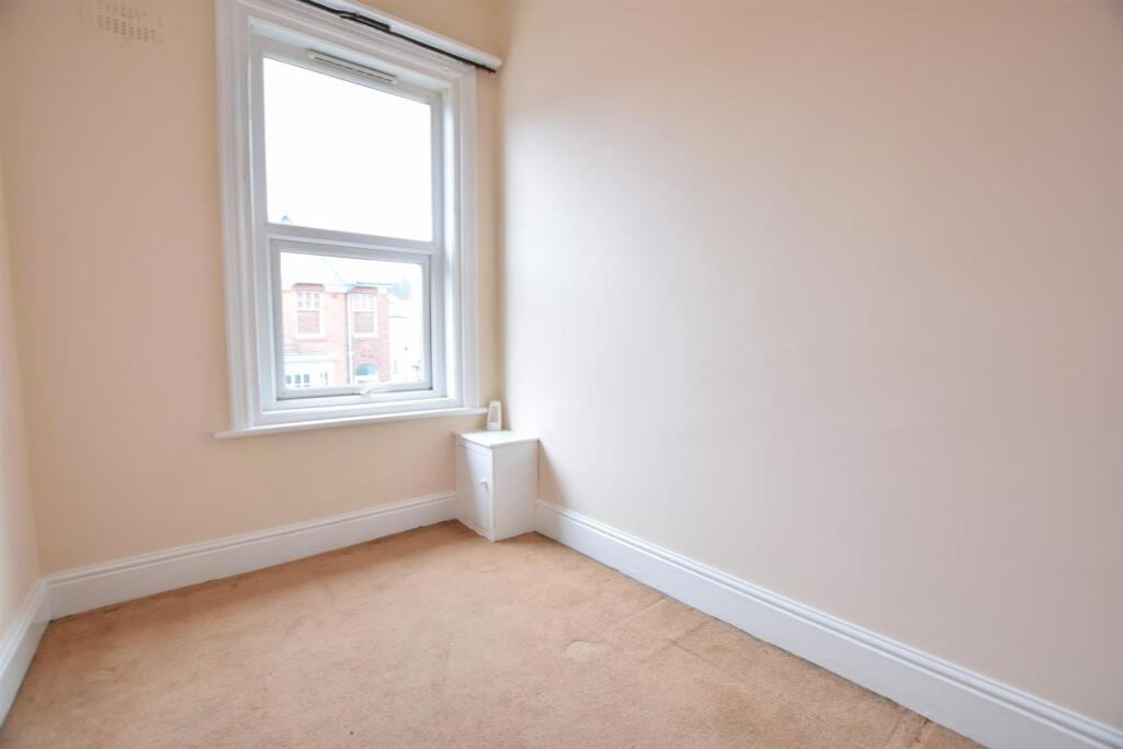 Apartment in York - More