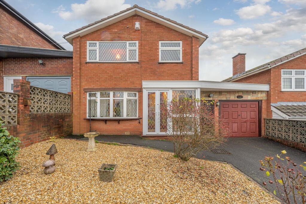 Main image of property: The Knoll, Kingswinford, DY6 8JT