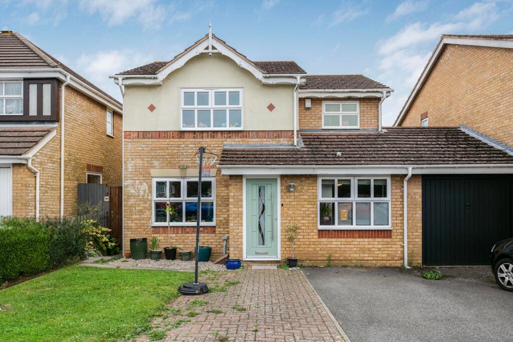 Main image of property: Longacres, St Albans, AL4