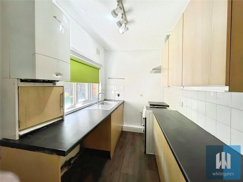 House in Kirklees, Stile Common, Primrose Hill - View 3