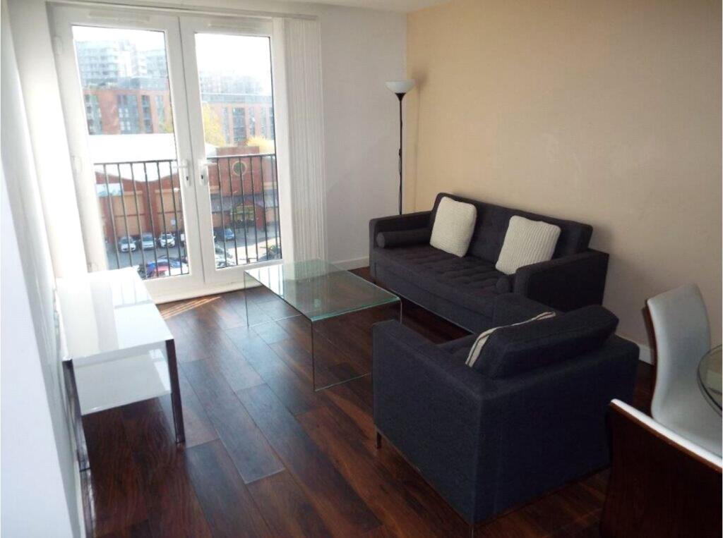 Apartment in Manchester - View 2