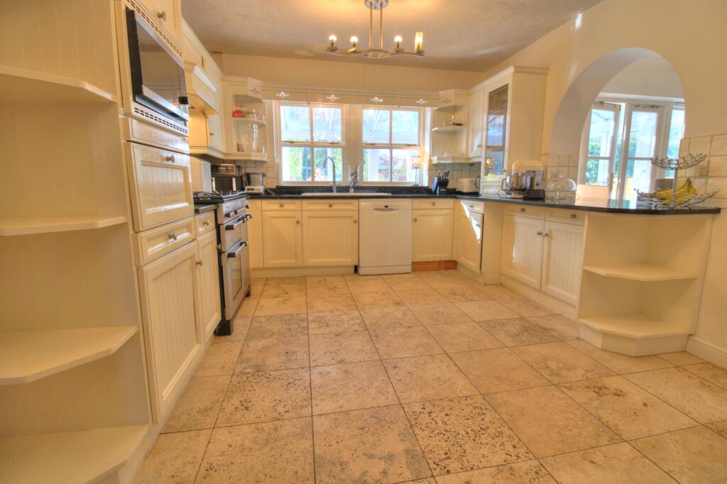 House in Northampton, Billing - View 2
