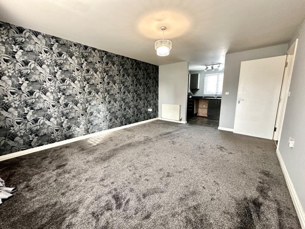 Eagleworks Drive, Walsall, WS3 photo 3