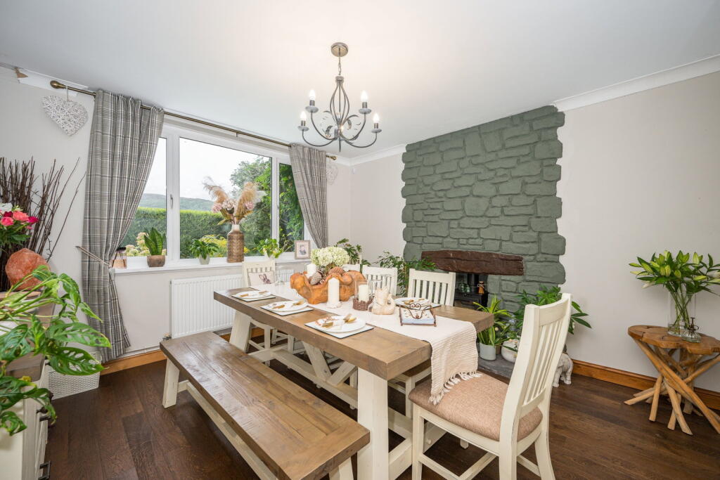House in Mardy, New Court Farm, Llantilio Pertholey - More