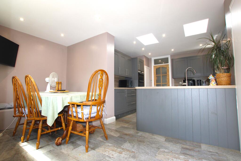 House in Weldon, North Northamptonshire - View 5