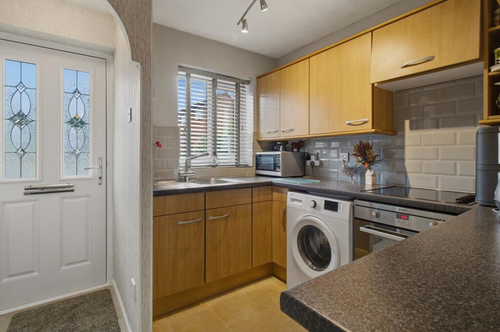 House in Worcester, St. Peter the Great County - View 2