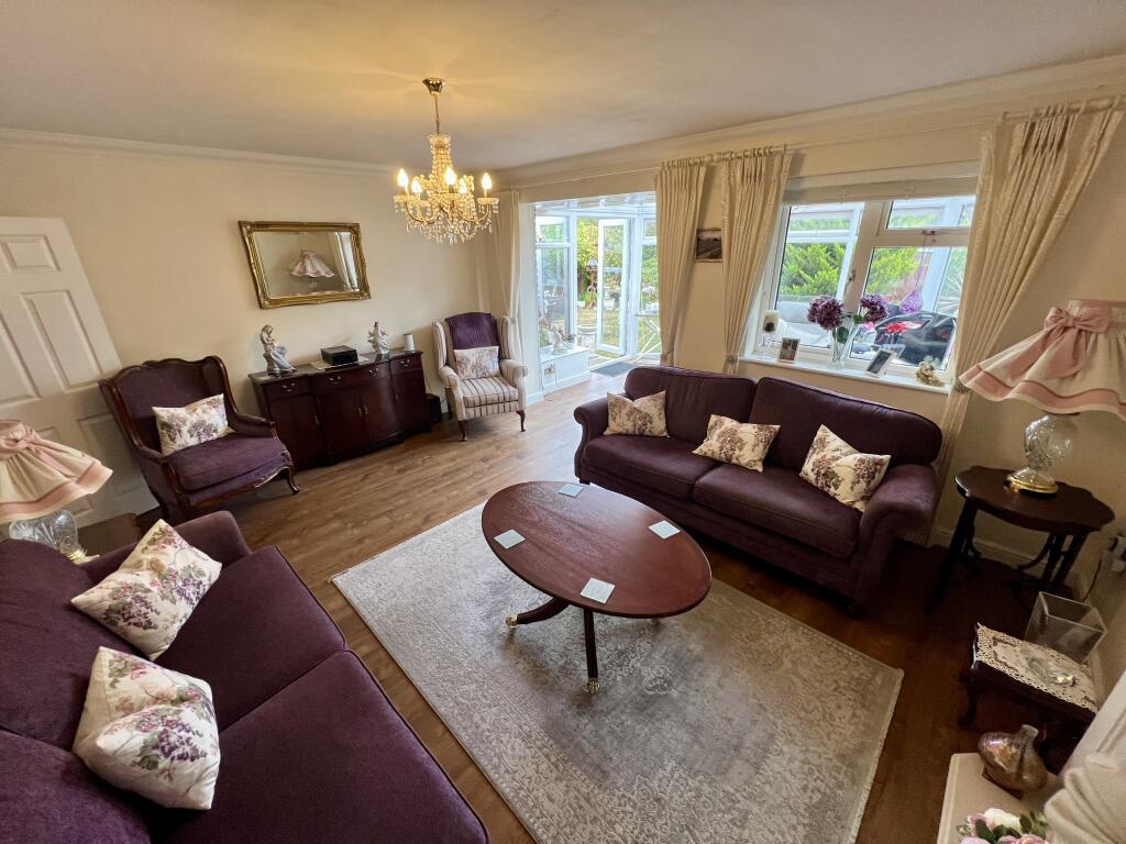 House in Southend-on-Sea - View 3