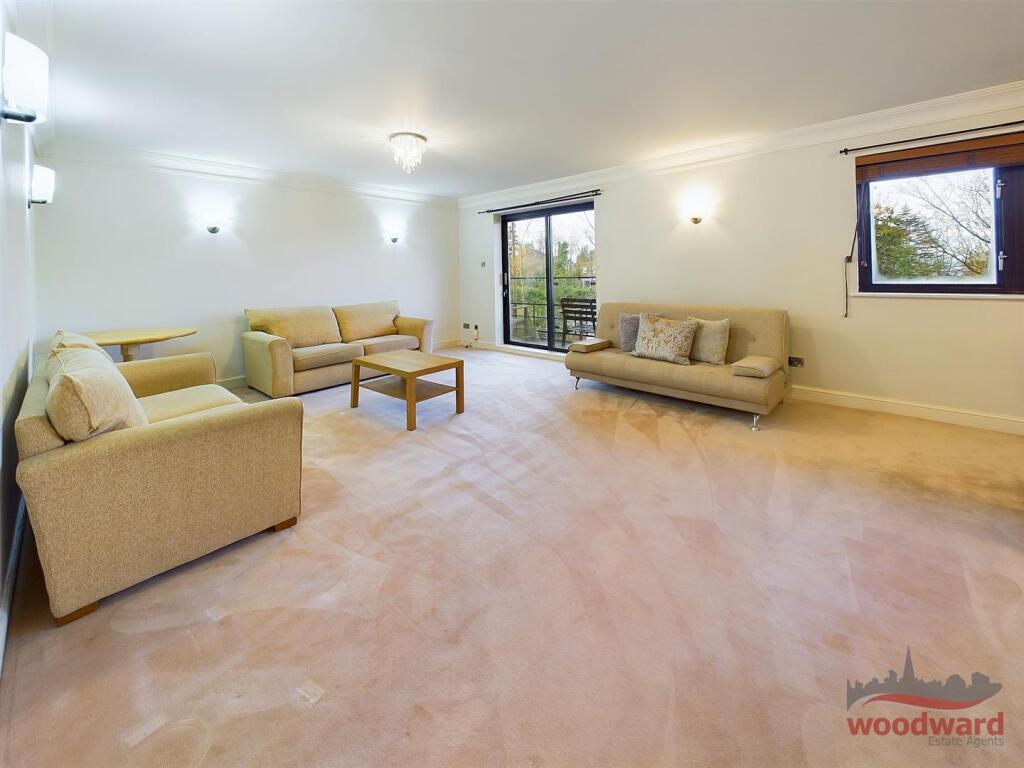 Apartment in Harrow - View 4
