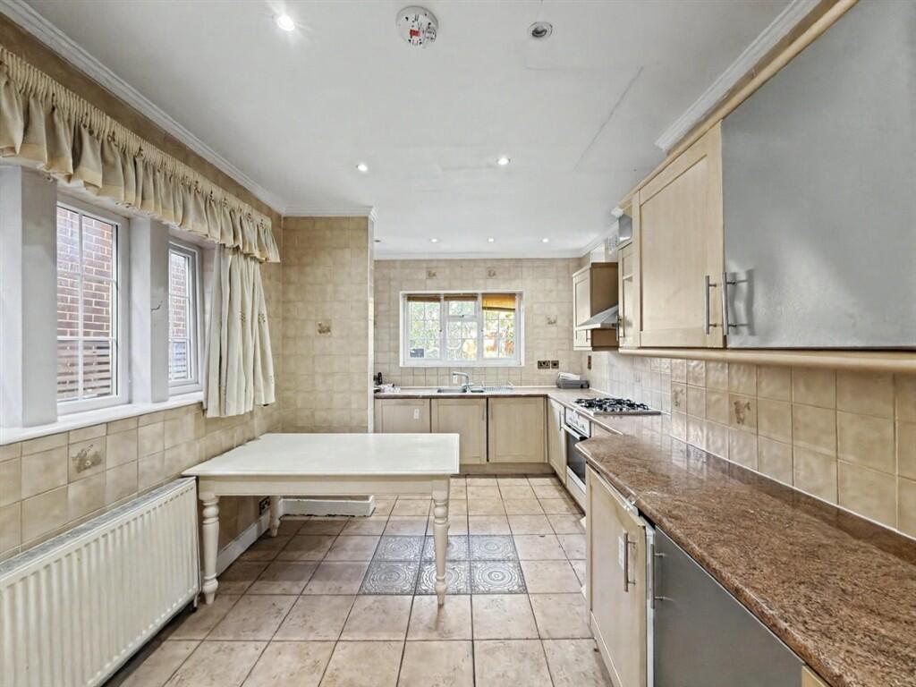 House in London - View 4