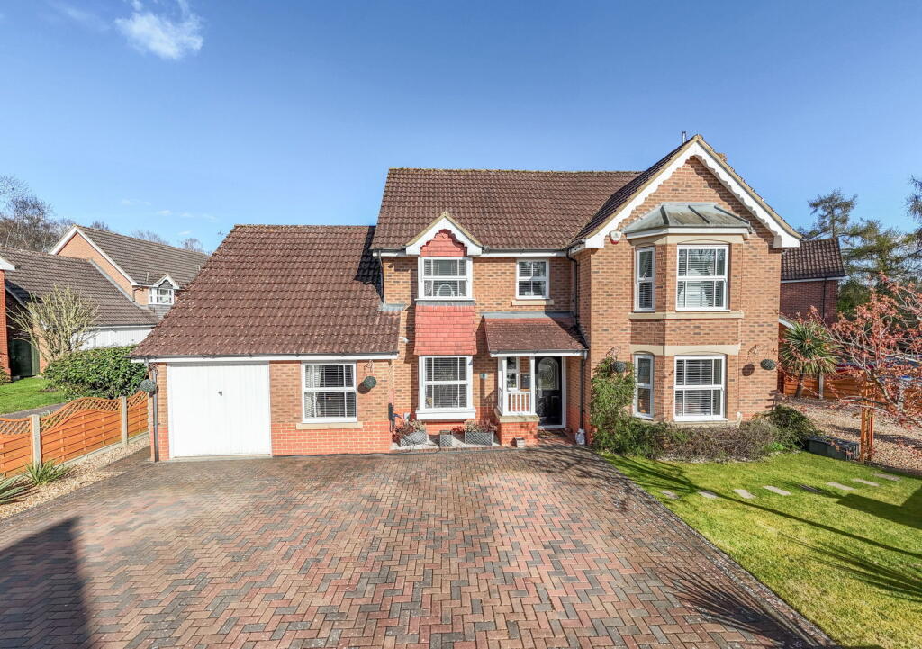 Main image of property: Cambium Close, Kettering, NN16