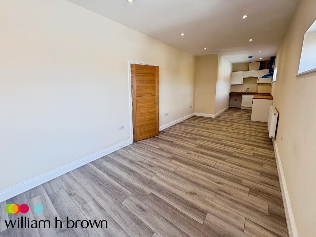 Apartment in Braintree, Essex - More